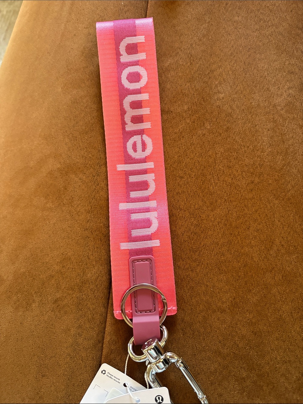 Lululemon pink gradient “Never Lost keychain Wordmark”